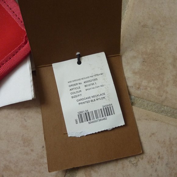 Burberry Logo Printed Cardholder Tag w/ Strap $220 - Picture 5 of 10